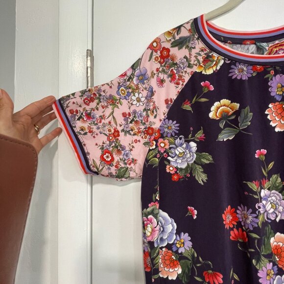 Johnny Was Los Angeles Size L • Purple Floral Contrast Sleeve Tunic Top - Picture 2 of 6